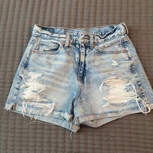American Eagle Distressed Jean shorts size 4